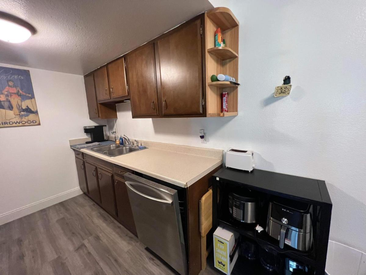 Rustic Girdwood Condo Экстерьер фото